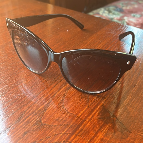 NWOT Lot of Urban Outfitters Subglasses - Picture 3 of 5